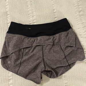 lululemon athletica Black Waistband with Heathered Gray Running Skort